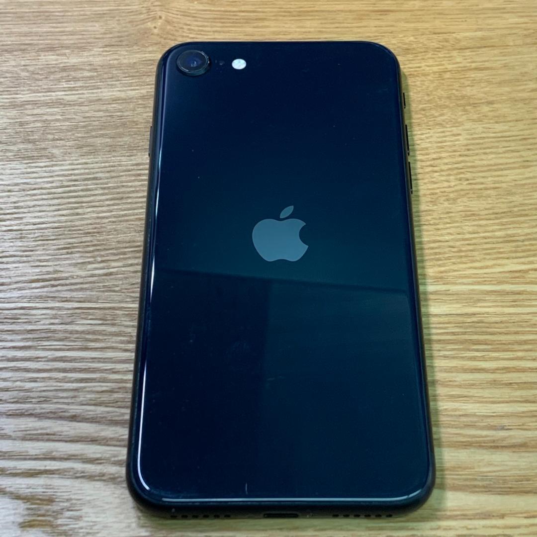 R9 SIMフリー iPhoneSE 第3世代 64GB おまけ付き