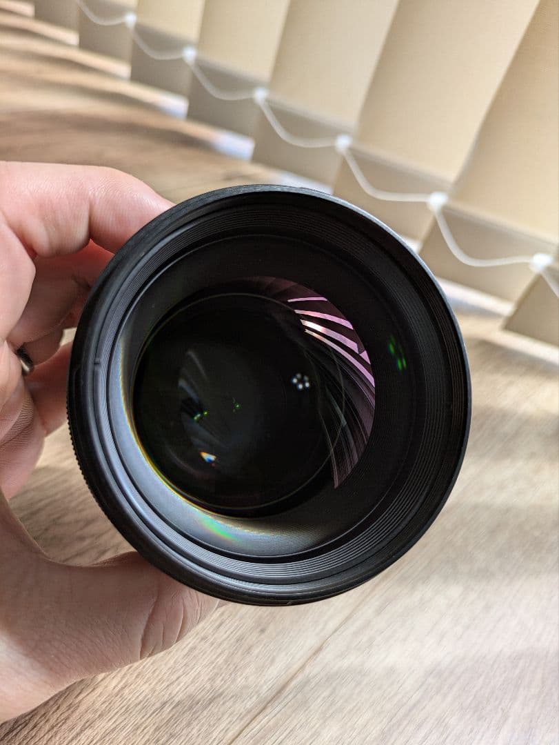TOKINA atx-m 85mm F1.8 FE ソニーEマウント