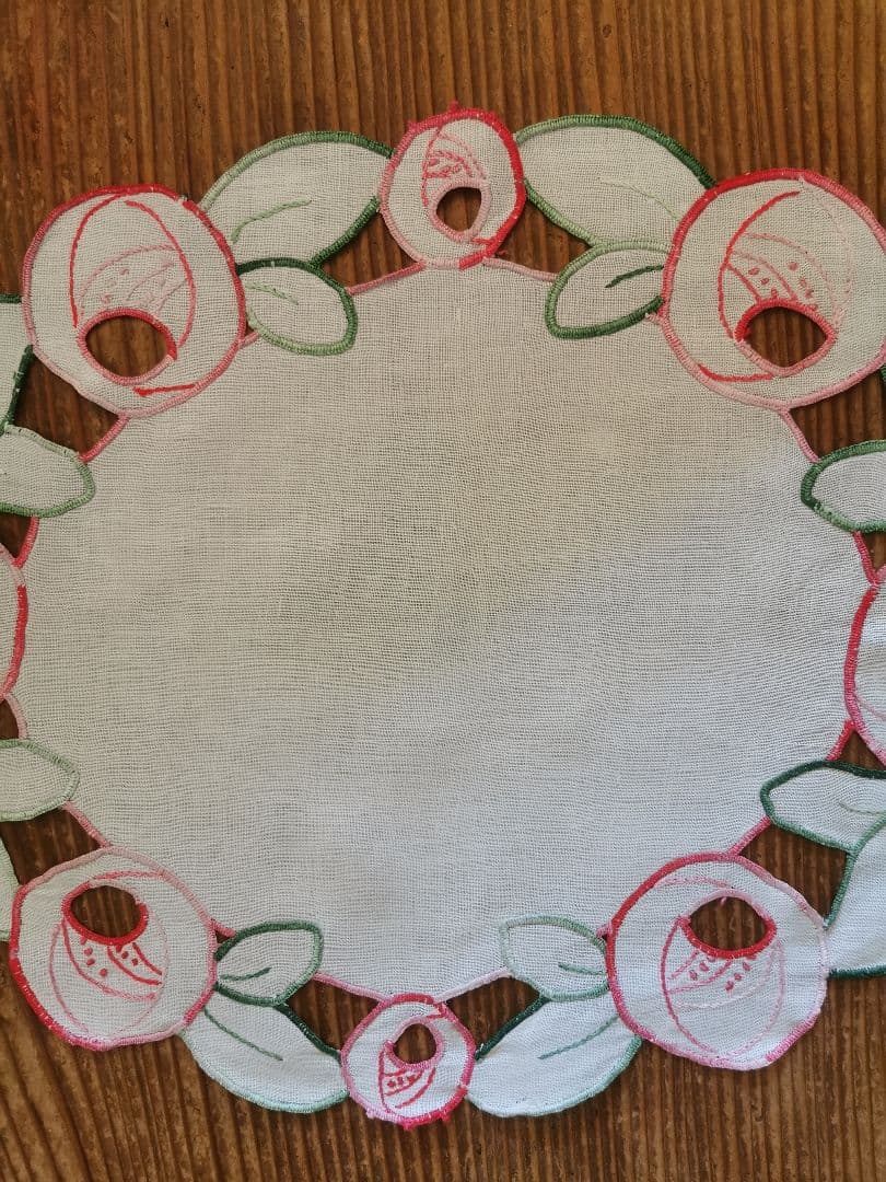 アンティーク フランス フレンチローズ刺繍 オープンカットワーク リネンドイリー