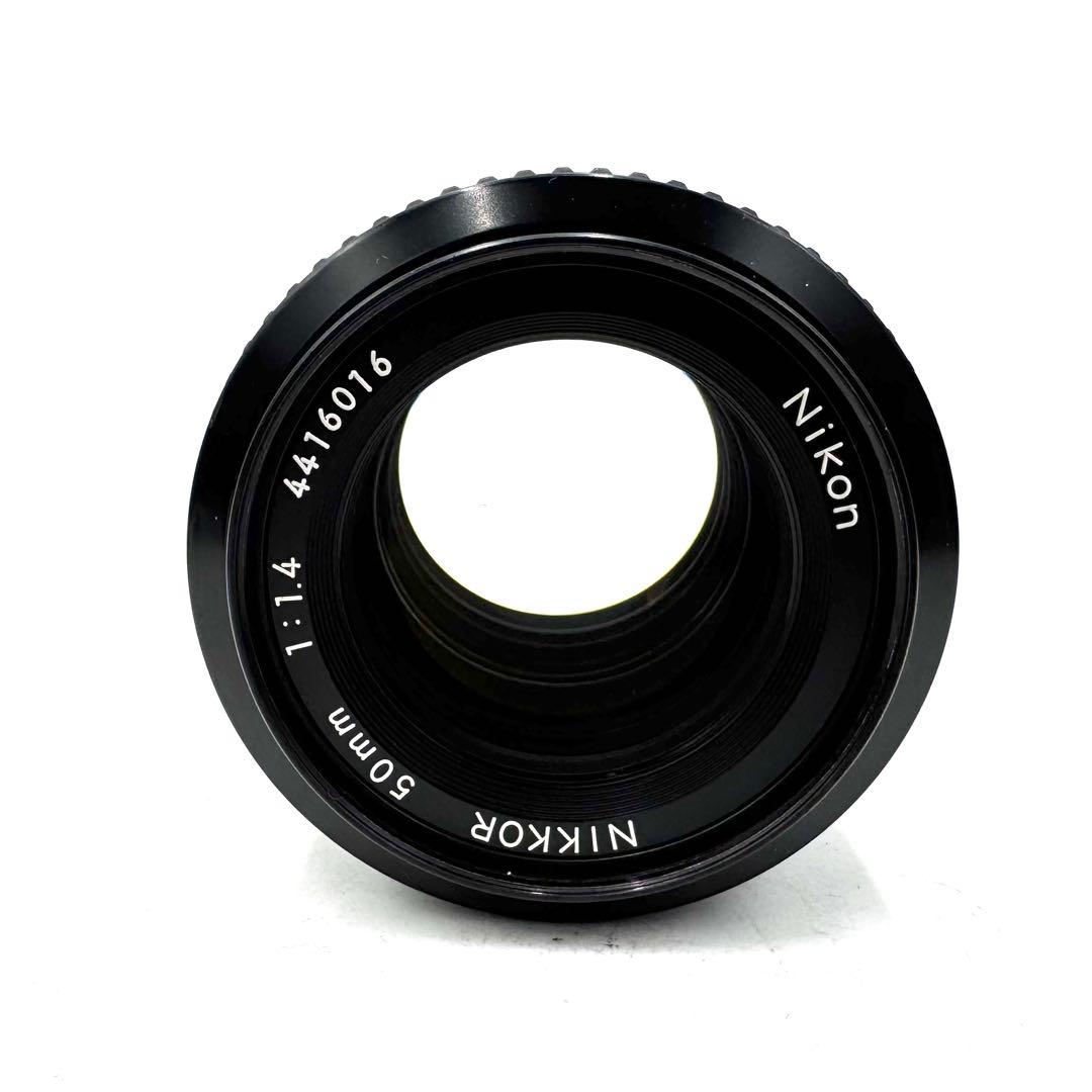 美品 Nikon F3 単焦点レンズ付き 50mm フィルムカメラ