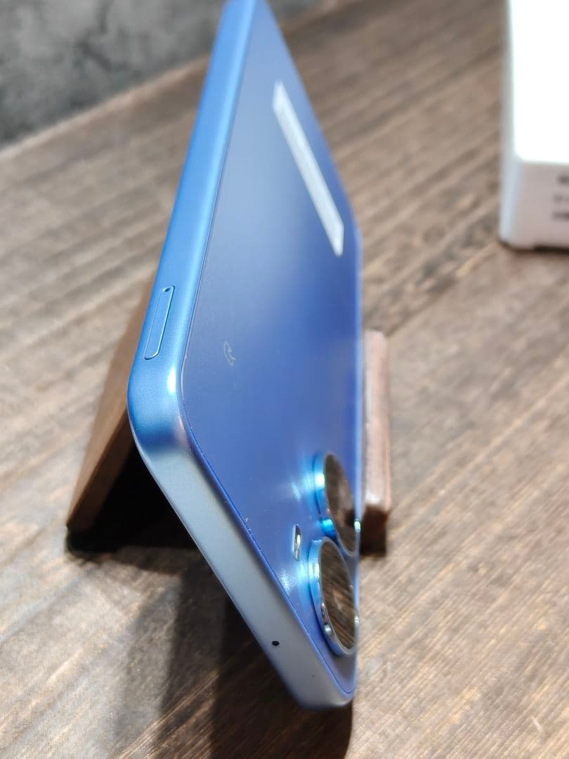 美品 Libero 5G IV A302ZT SIMフリー スマホ