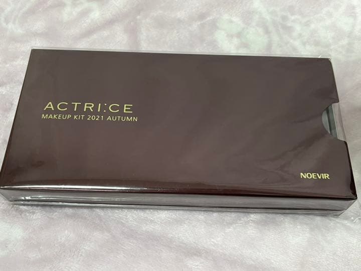 【新品・未開封】ノエビア アクトリース　2021秋　メイクキット