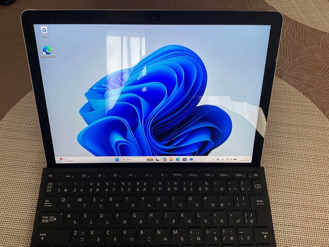 Microsoft Surface Go3 128GB メモリ8GB Win11
