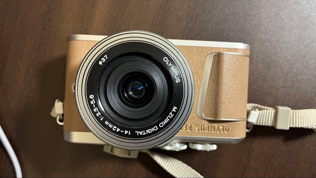 Olympus PEN ブラウン　ミラーレス一眼カメラ