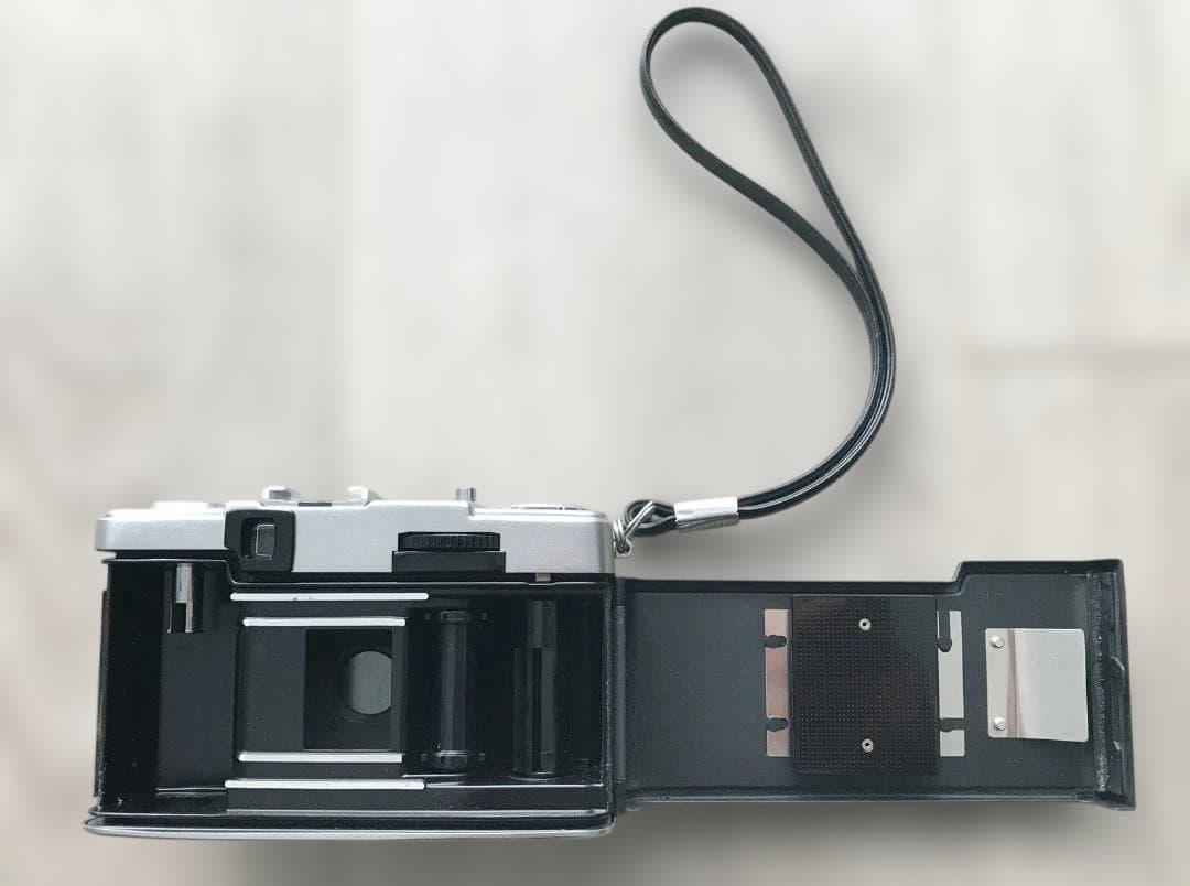 OLYMPUS PEN EE-2 コンパクトカメラ