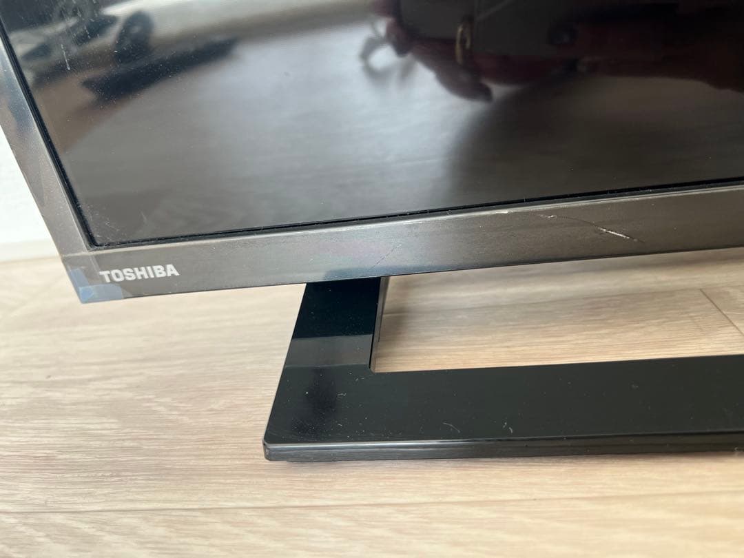 TOSHIBA 液晶カラーテレビ