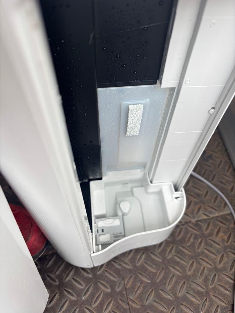 SHARP 加湿空気清浄機 ホワイト　KC-R500Y-W 2022年製