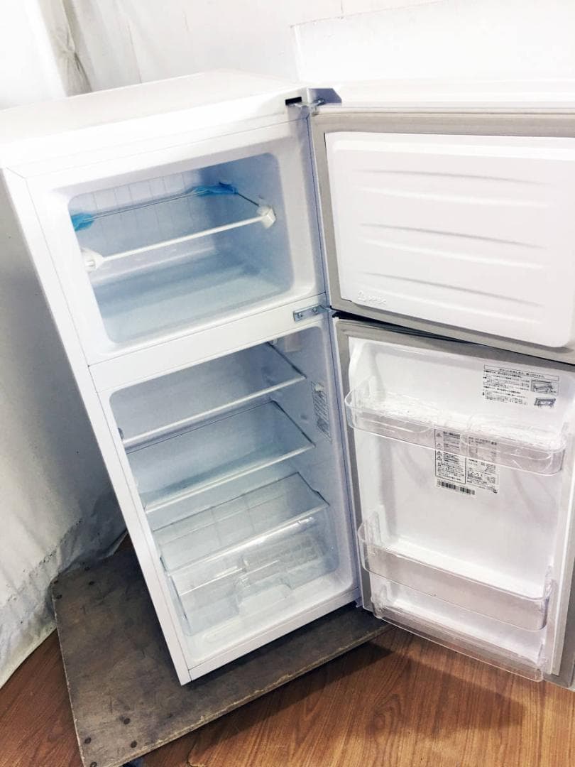 ★ト美品 中古★Hisense 120L 冷蔵庫【HR-B12C】EOFX