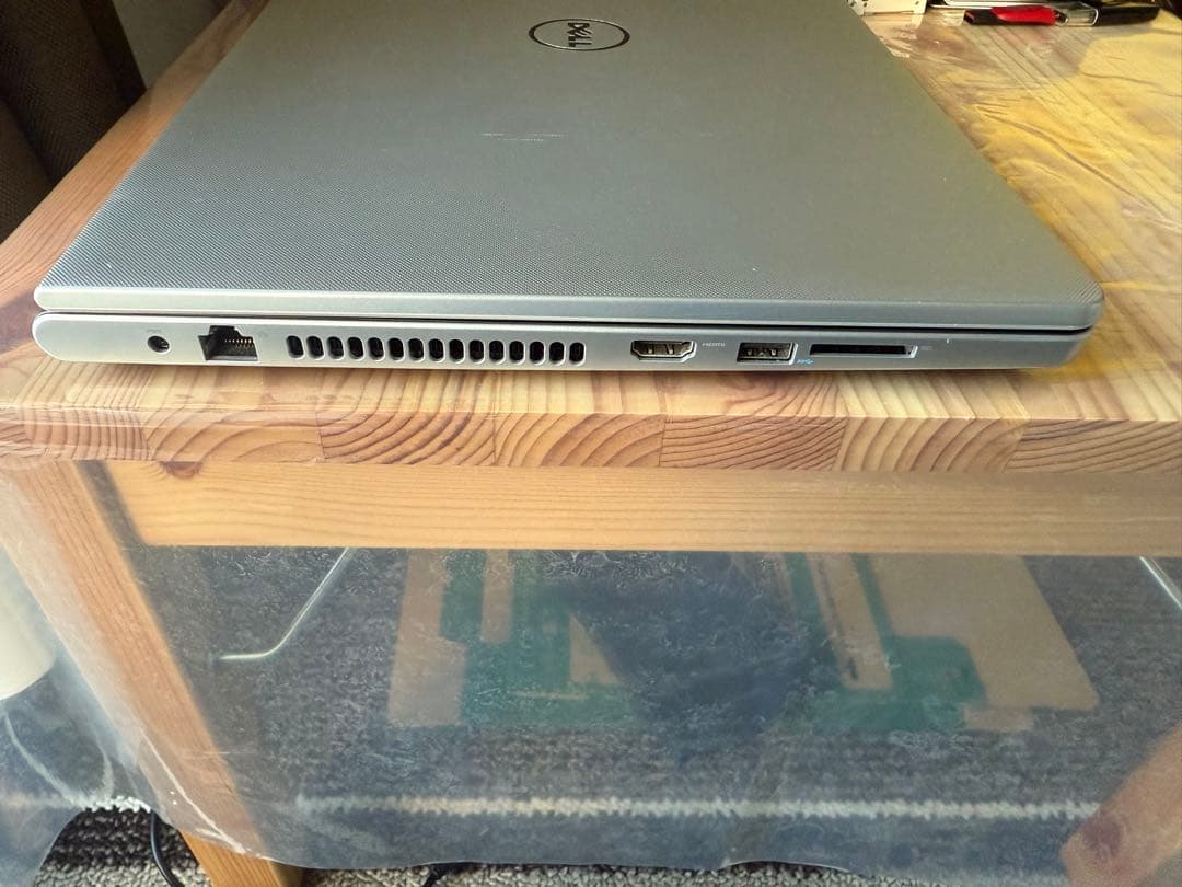 DELL inspiron 5559 中古品