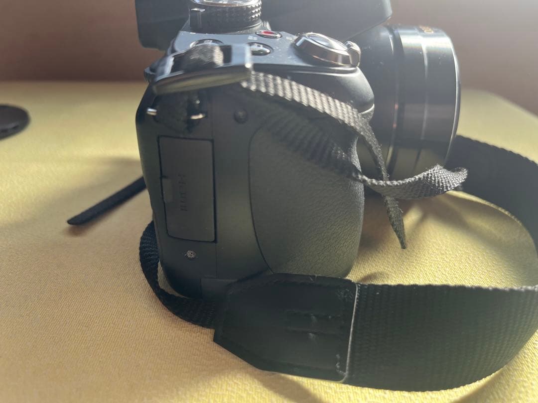 デジタルカメラ LUMIX DMC-FZ70