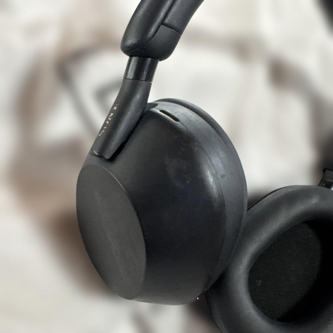 SONY wh-1000xm5 ブラック　ワイヤレスヘッドホンbluetooth