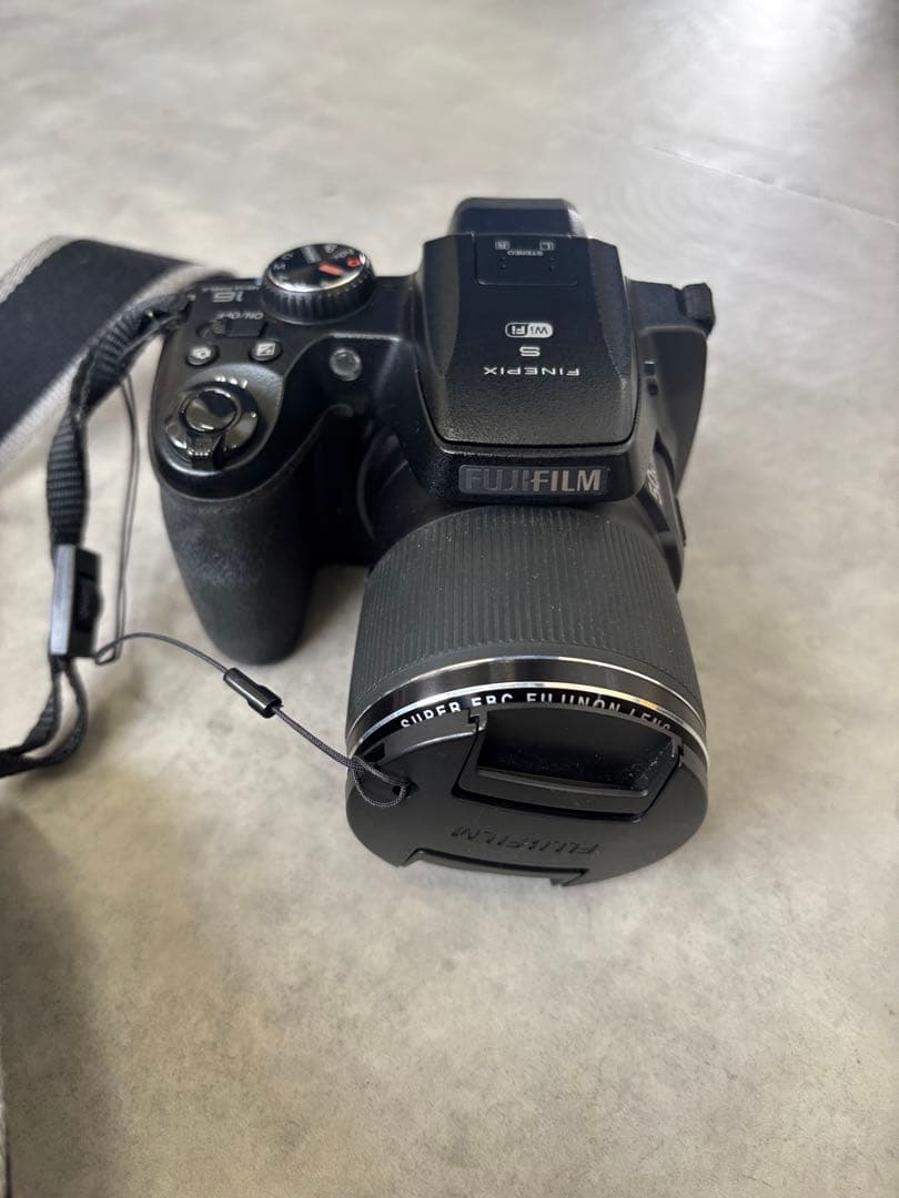 FUJIFILM FinePix S9900W 50倍ズーム 動作品