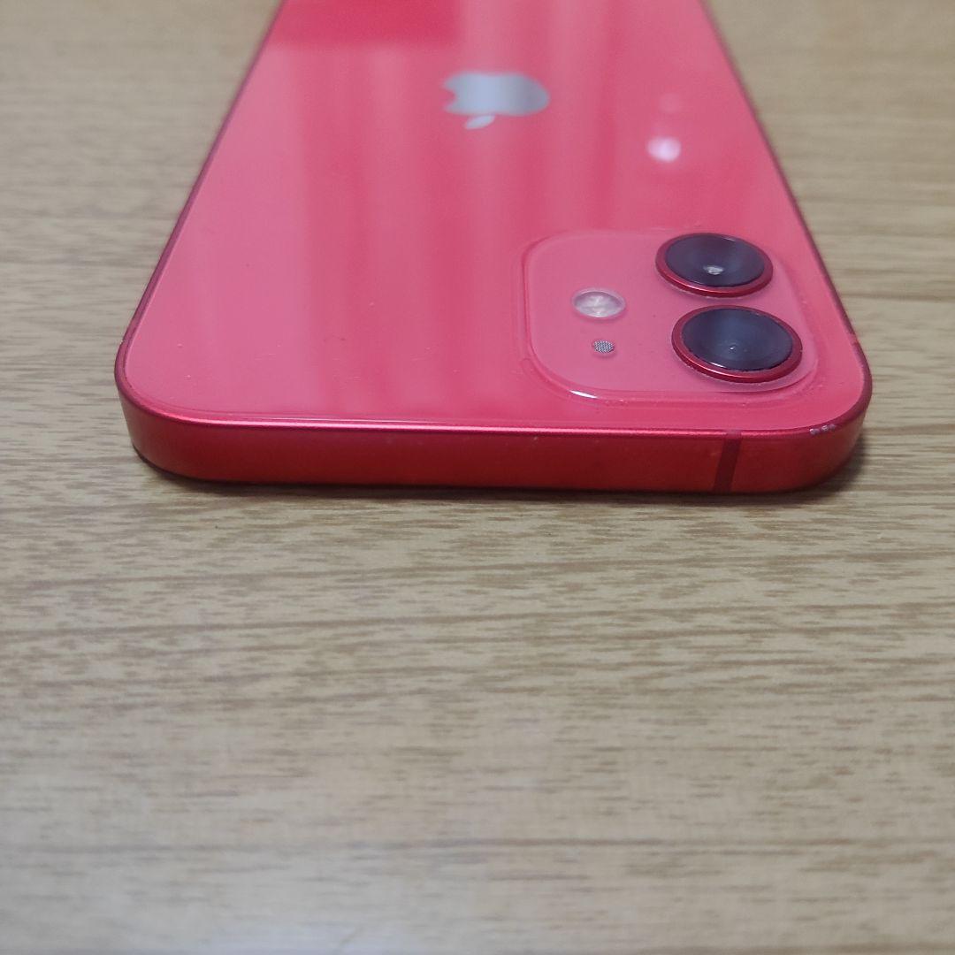 iPhone12 バッテリー82%　レッド