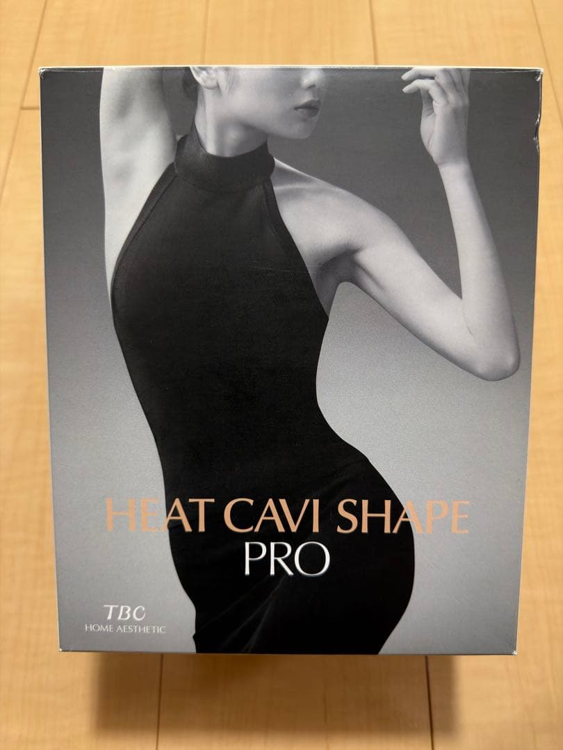 TBC HEAT CAVI SHAPE PRO 美顔器