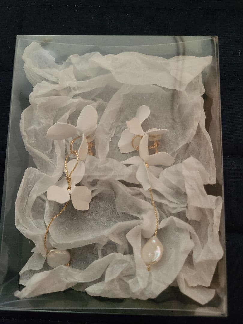 Shiroブライダルアクセサリー⭐ピアス　Plumeria白