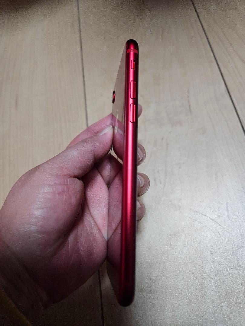 整備済み　Apple iPhone 8 64GB PRODUCT　SIMフリー