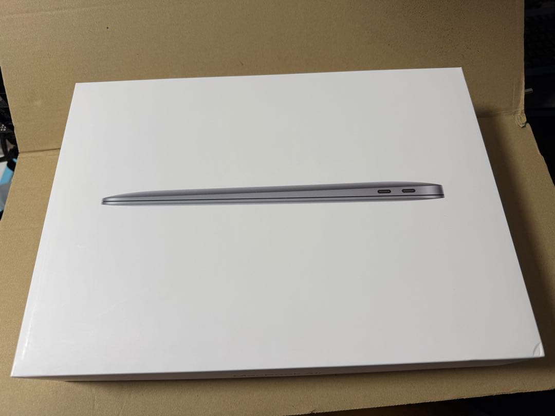 MacBook本体 MacBookAir 8GB/512GB