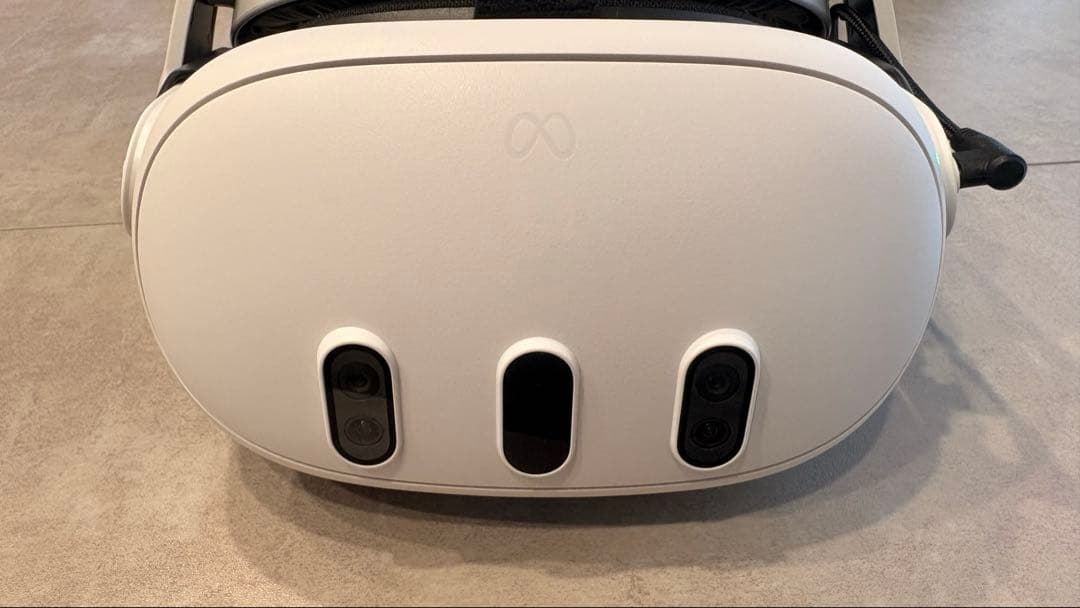  Quest 3 VRヘッドセット(サードパーティ製周辺機器付き)