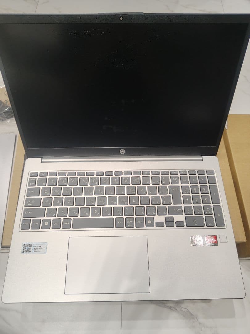 2026年2月　HP Laptop 15-fc1034AU (D05XTPA)