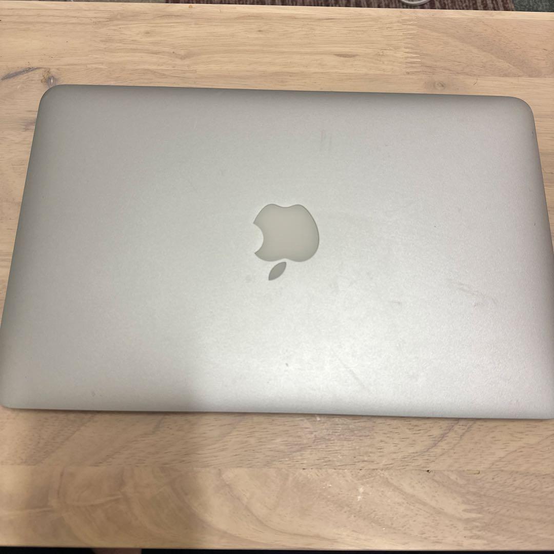 MacBook Air 11インチ Early2014モデル 充電器付き