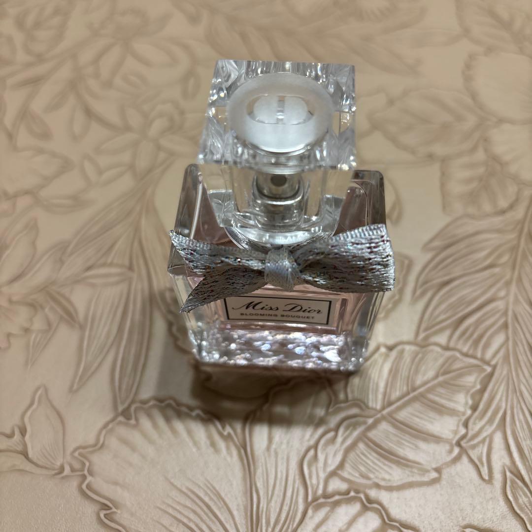 ミスディオール ブルーミング ブーケ オードゥトワレ 30ml