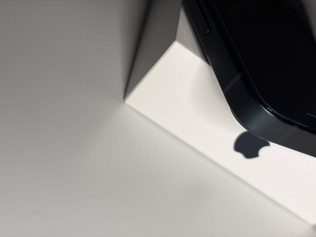 【美品】iPhone 13 mini ミッドナイト128GB SIMフリー
