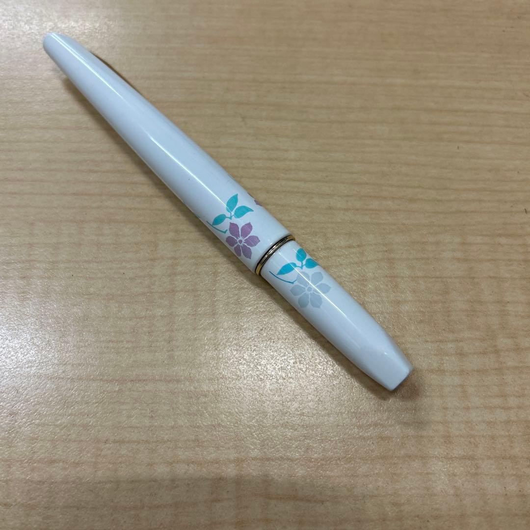 【昭和レトロ】プラチナ 万年筆14K F細字 花柄 未使用 廃番 デッドストック