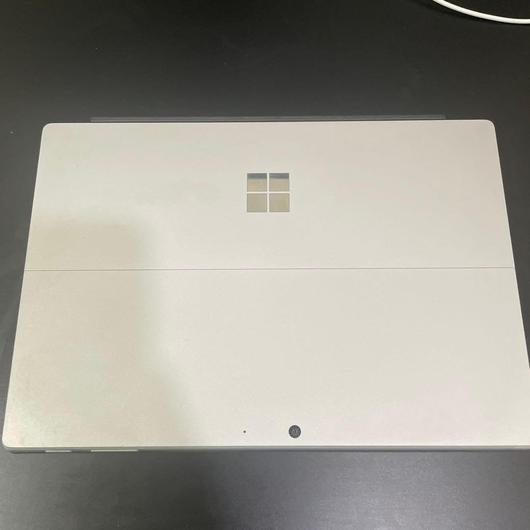 Surface Pro 7 (本体＋電源ケーブル＋キーボード兼カバー）シルバー