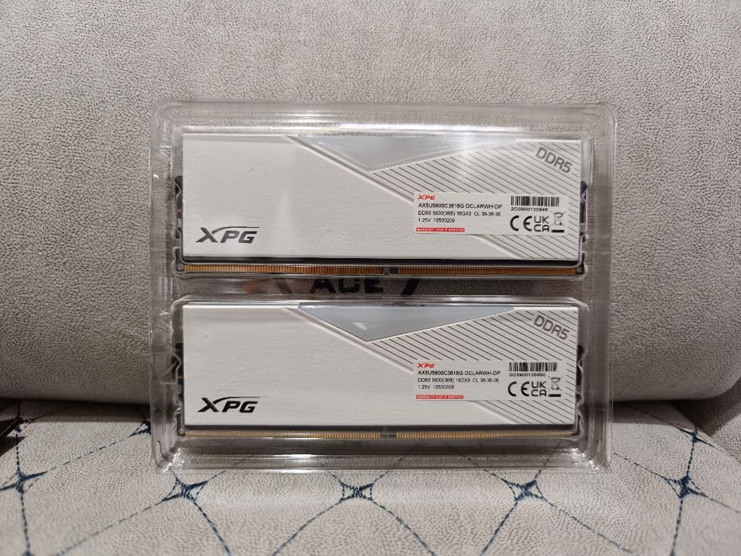 ADATA DDR5-5600 32GB(16GB×2) ホワイト ドスパラ限定